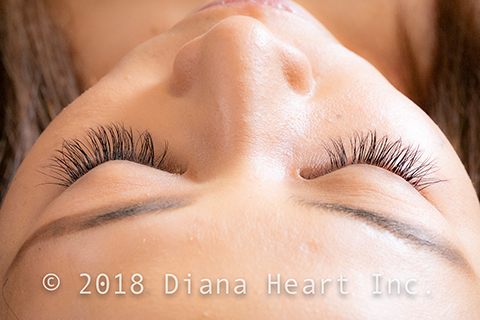 ゴージャスデザイン両目閉じ